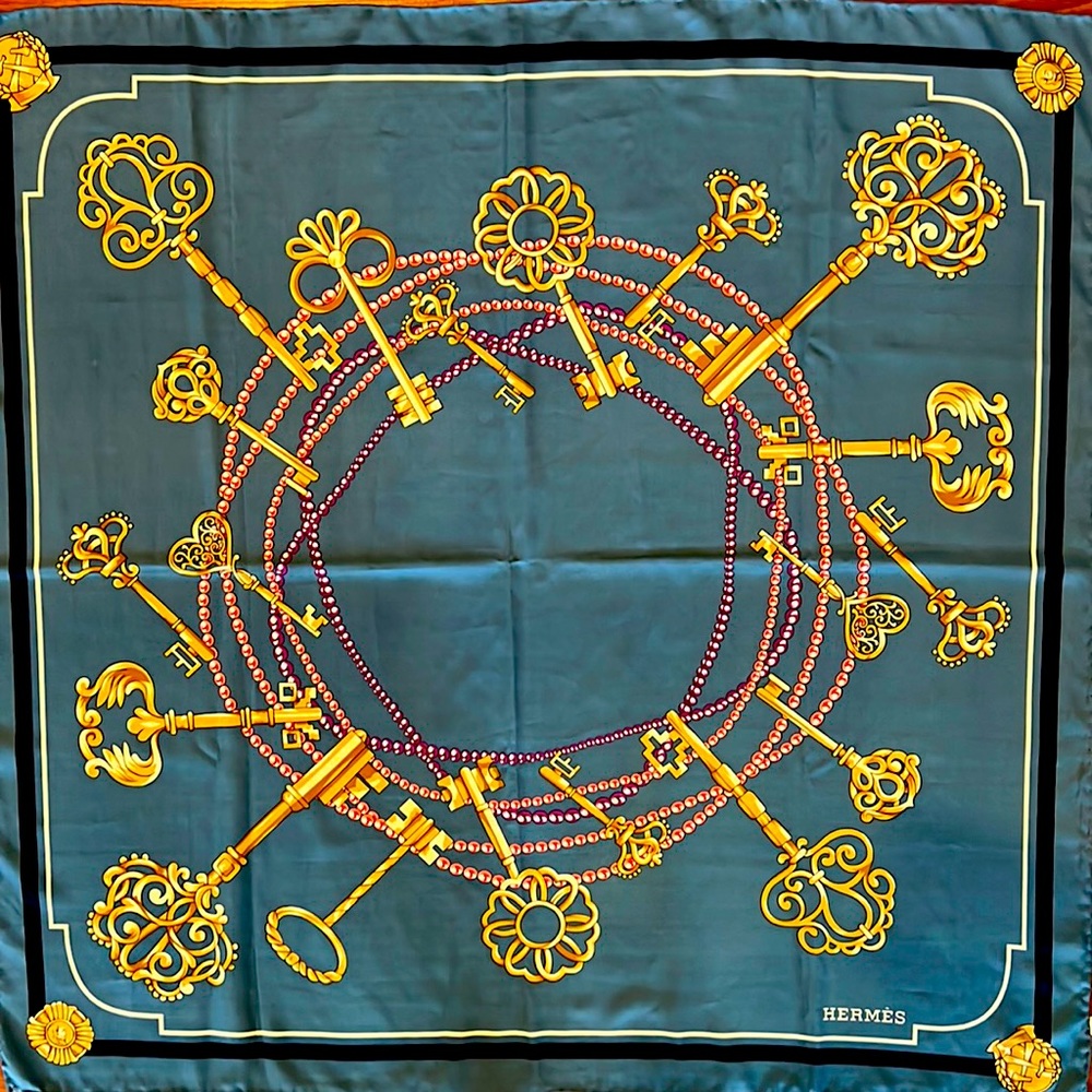 Hermès Silk Scarf ( 35” X 34”) - Picture 1 of 7